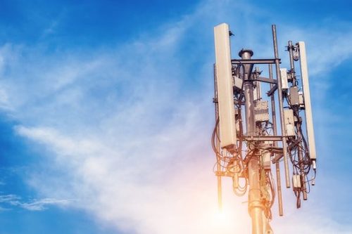 wireless-infrastructure-tower-and-radio-antennas-Shutterstock-650-e1540541287698.jpg