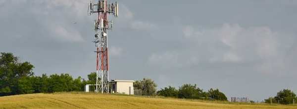 Rural-Cell-Tower-770x285.jpg